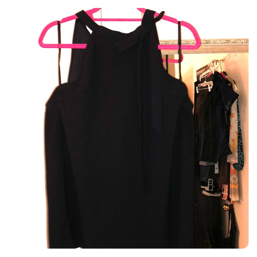 Ann Taylor halter Top with bow L